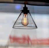Facturas de gas, luz y teléfono.