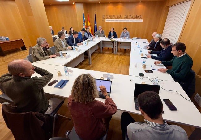 Reunión de una mesa sectorial impulsada por la Vicepresidencia Segunda para la Recuperación.