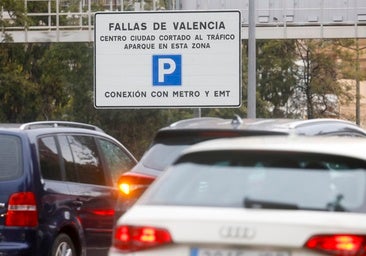 ¿Cómo ir a ver las fallas de Valencia sin atascos y sin el caos de la huelga de metro y taxis?