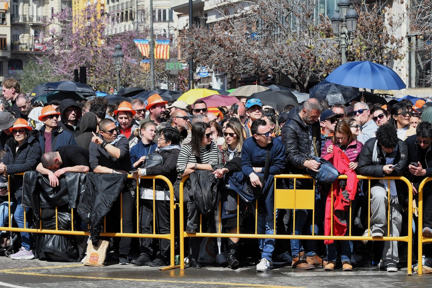 Búscate en la mascletà de este domingo 16 de marzo