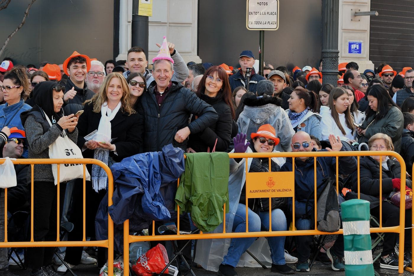 Búscate en la mascletà de este domingo 16 de marzo