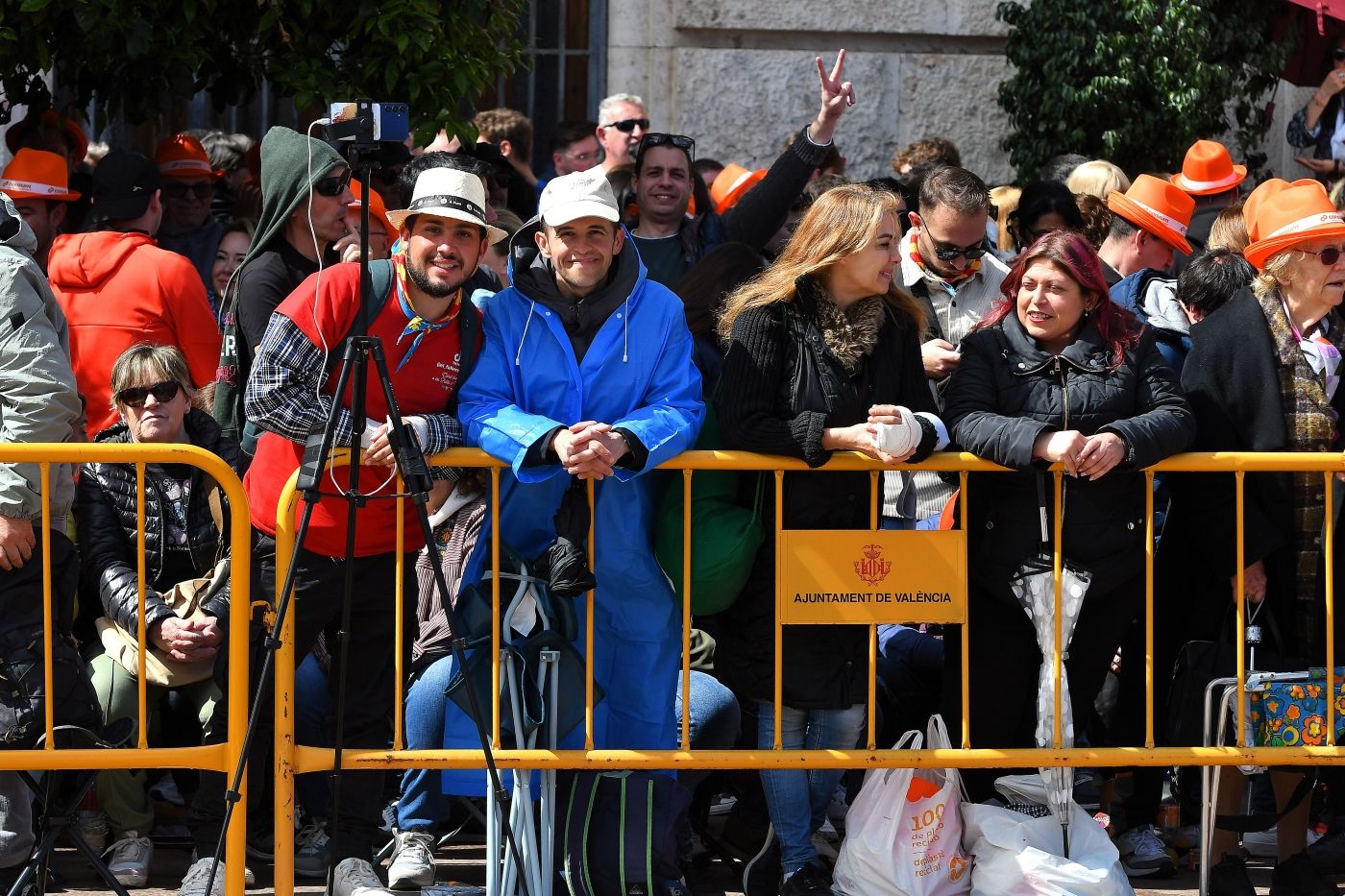 Búscate en la mascletà de este domingo 16 de marzo