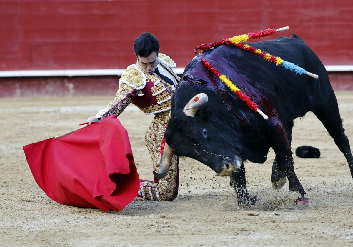 Tercera corrida de toros de la Feria de Fallas 2025.