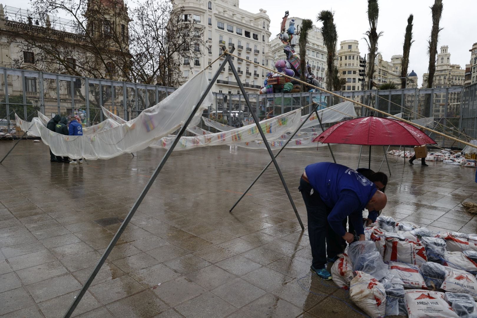 FOTOS | Así ha sido la mascletà del martes 18 de marzo