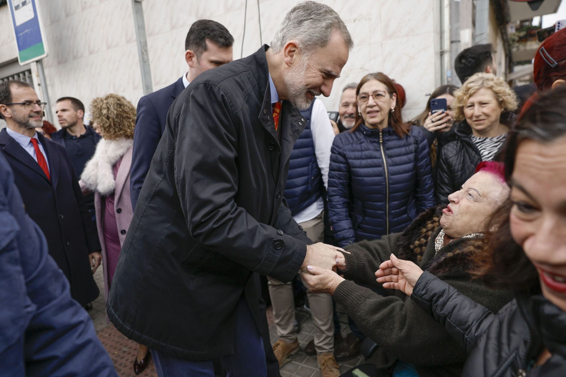 FOTOS | El Rey visita las fallas de Torrent