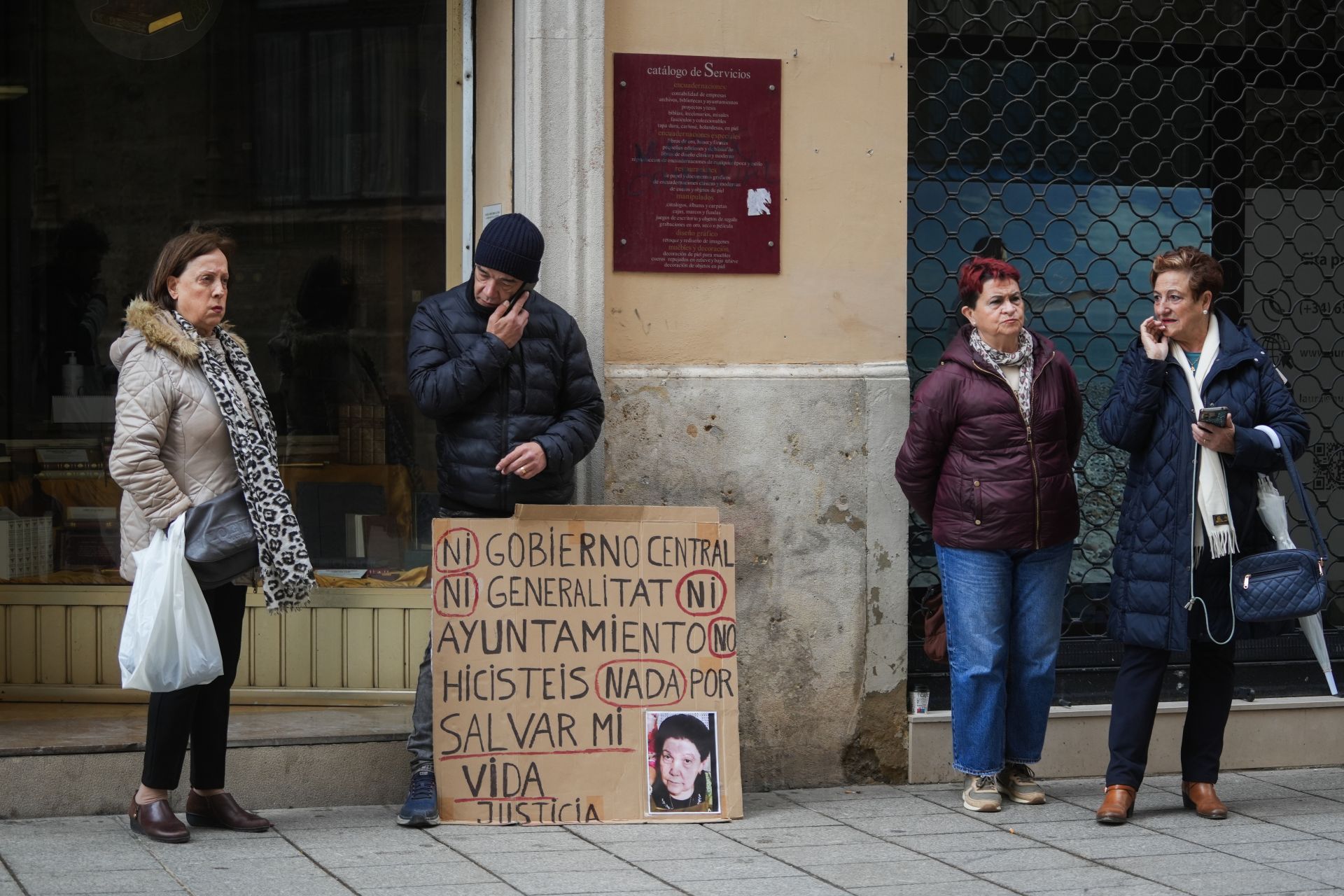 Mazón se reune con varias víctimas de la dana y se compromete a escuchar a más