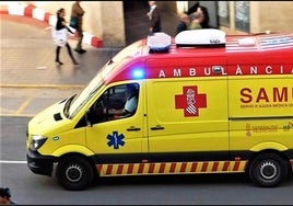 Tres hombres resultan heridos en un accidente entre un coche y un camión en la AP-7, en Benicarló