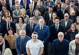 Gan Pampols junto a expertos y alcaldes intervinientes en el plan de reconstrucción.