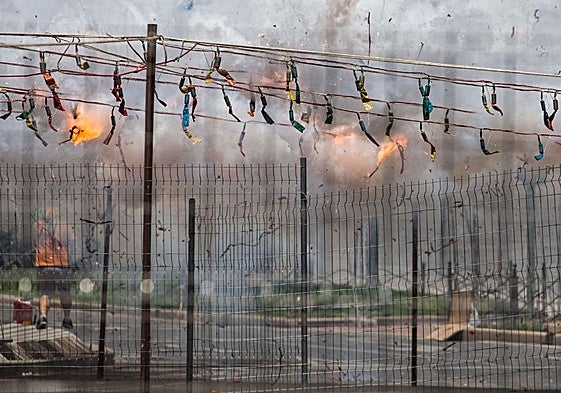 Mascletà a cargo de Pirotecnia Turis.