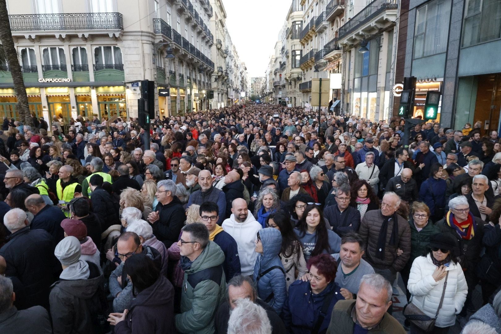 FOTOS | Sexta manifestación en Valencia contra la gestión política de la dana