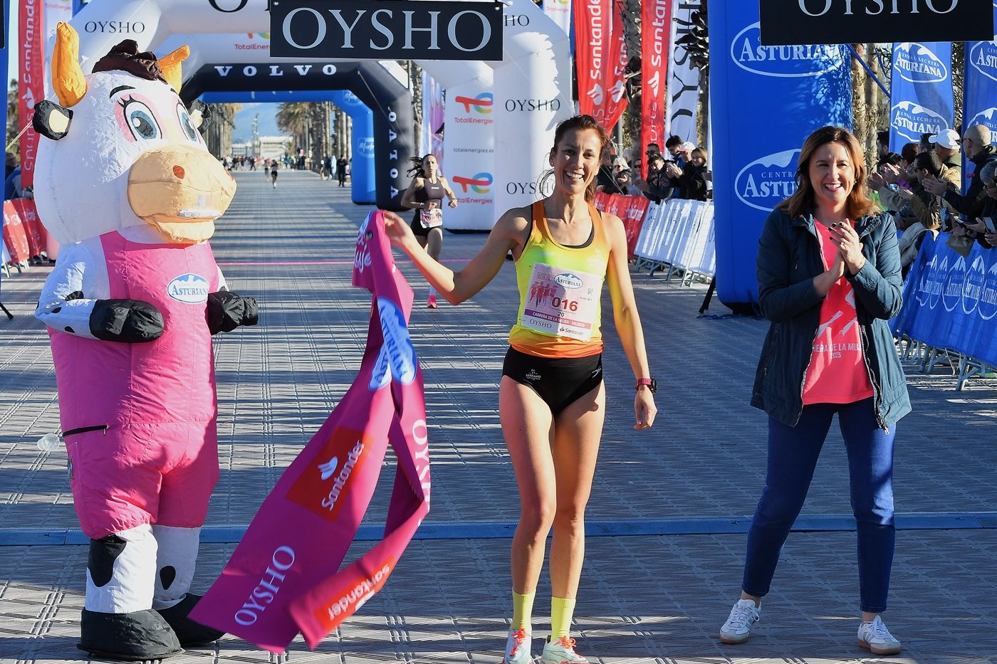Búscate en la Carrera de la Mujer 2025