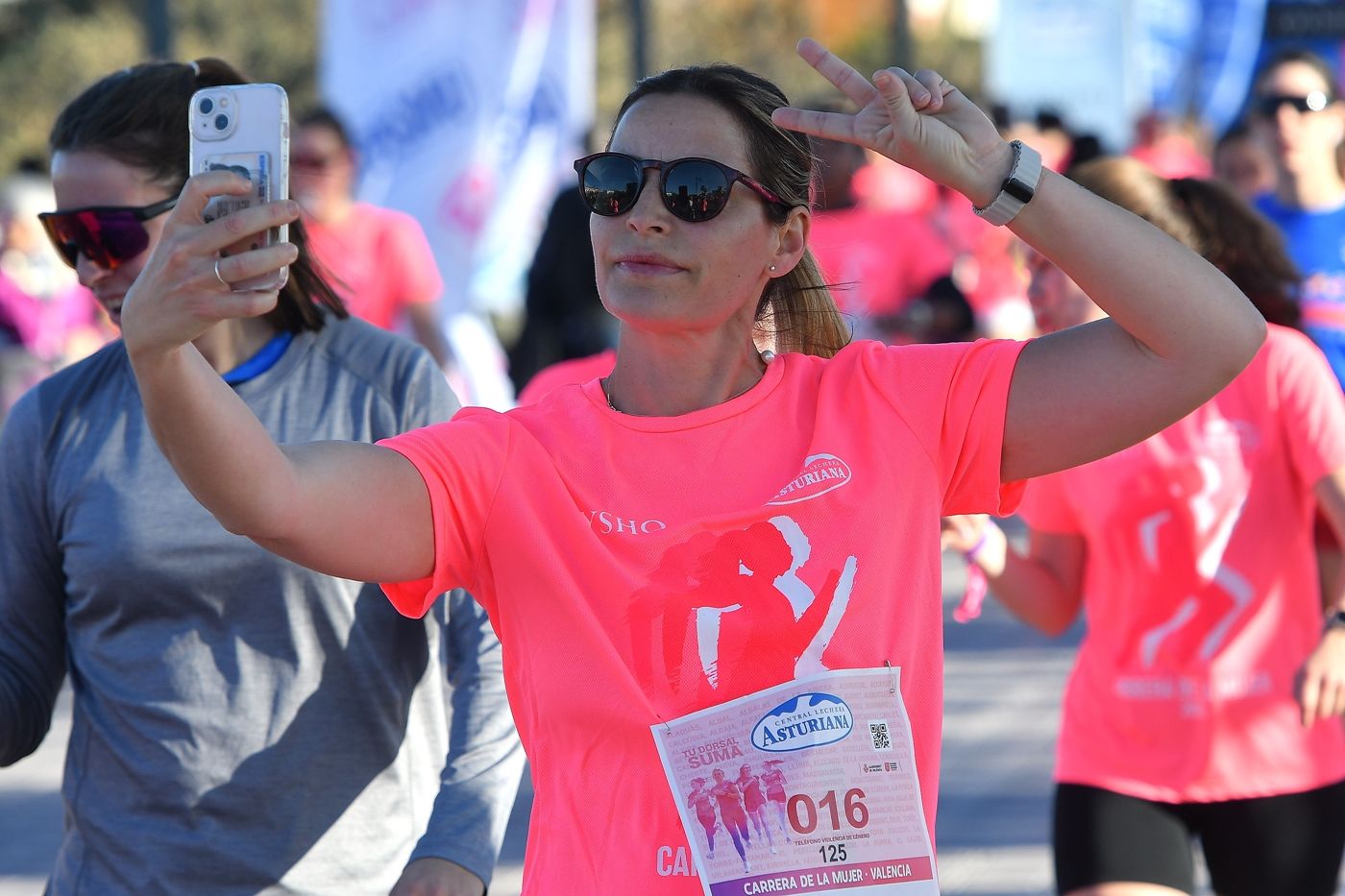 Búscate en la Carrera de la Mujer 2025