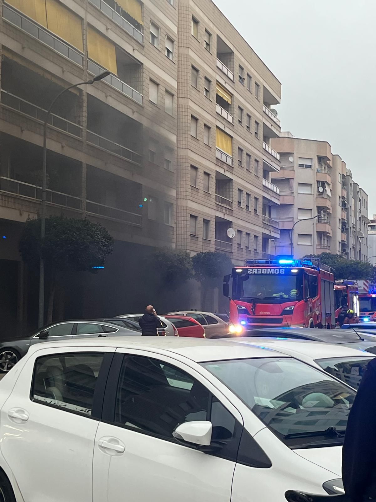 Se declara un incendio en un registro de la propiedad de Gandia