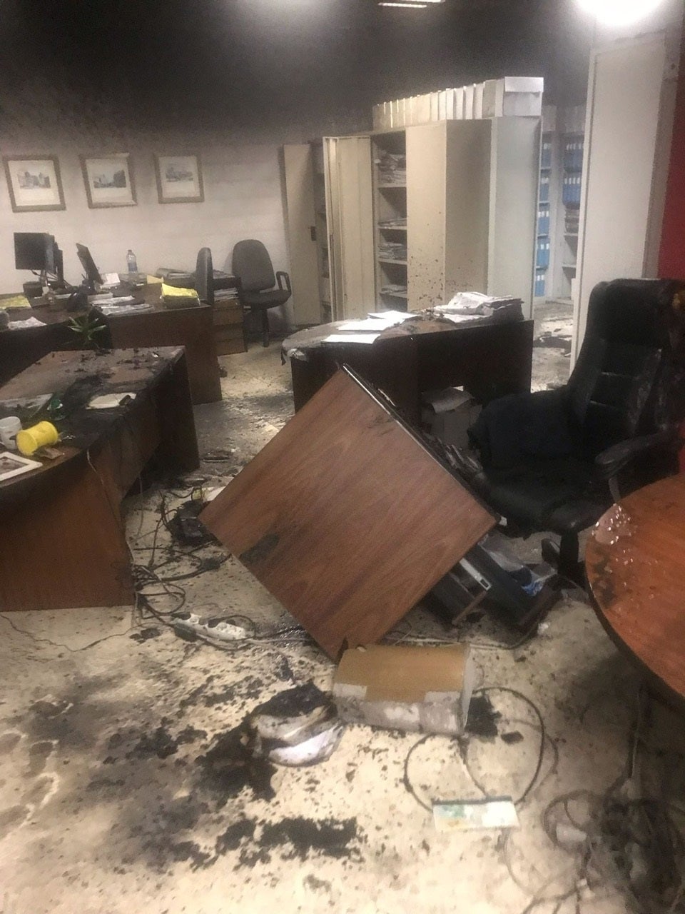 El incendio en el Registro de la Propiedad de Gandia obliga a cerrar este viernes al público