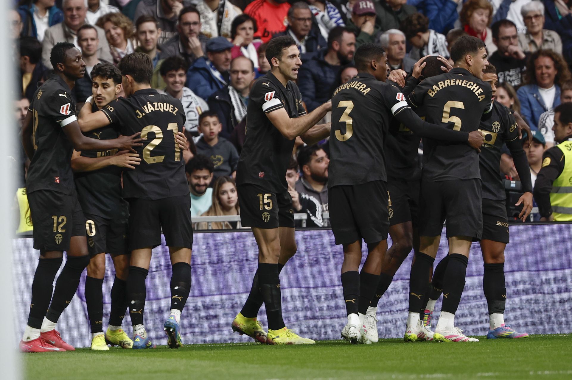 FOTOS | Real Madrid - Valencia CF, partido de alta tensión