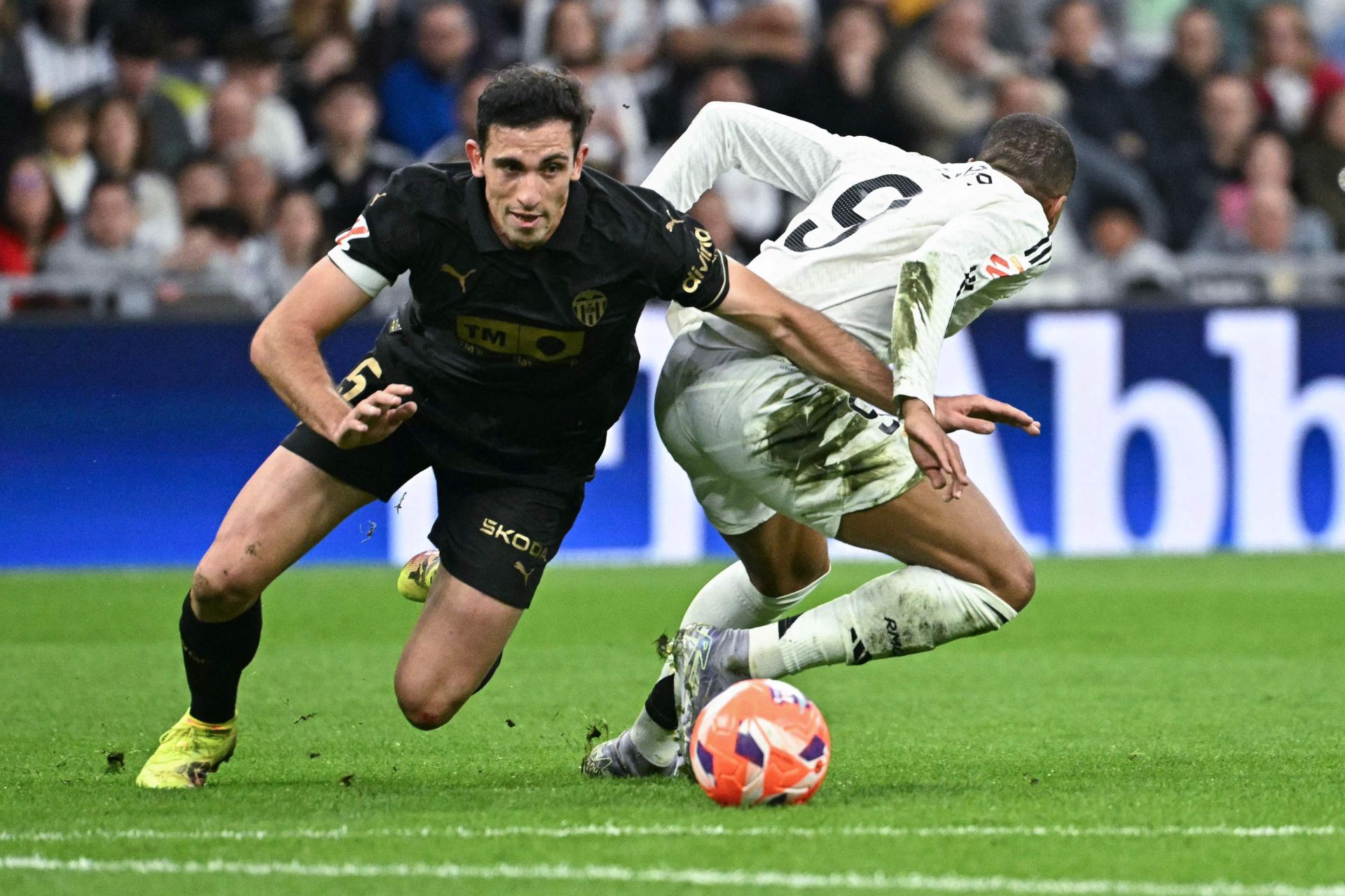 FOTOS | Real Madrid - Valencia CF, partido de alta tensión