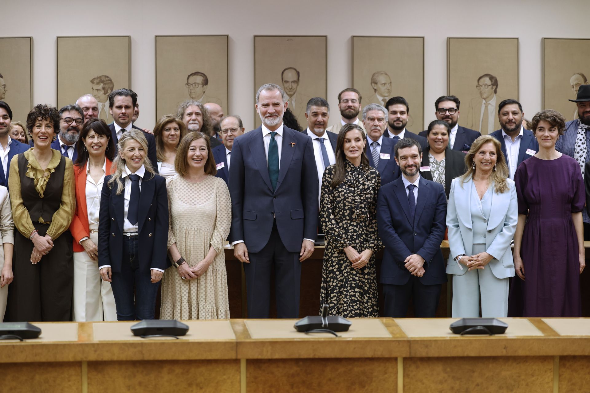 Letizia deslumbra en el Día Internacional del Pueblo Gitano con un look reutilizado