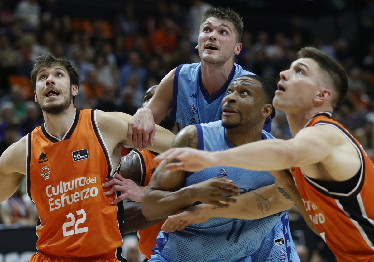 El Valencia Basket da por perdido a Happ para toda la temporada