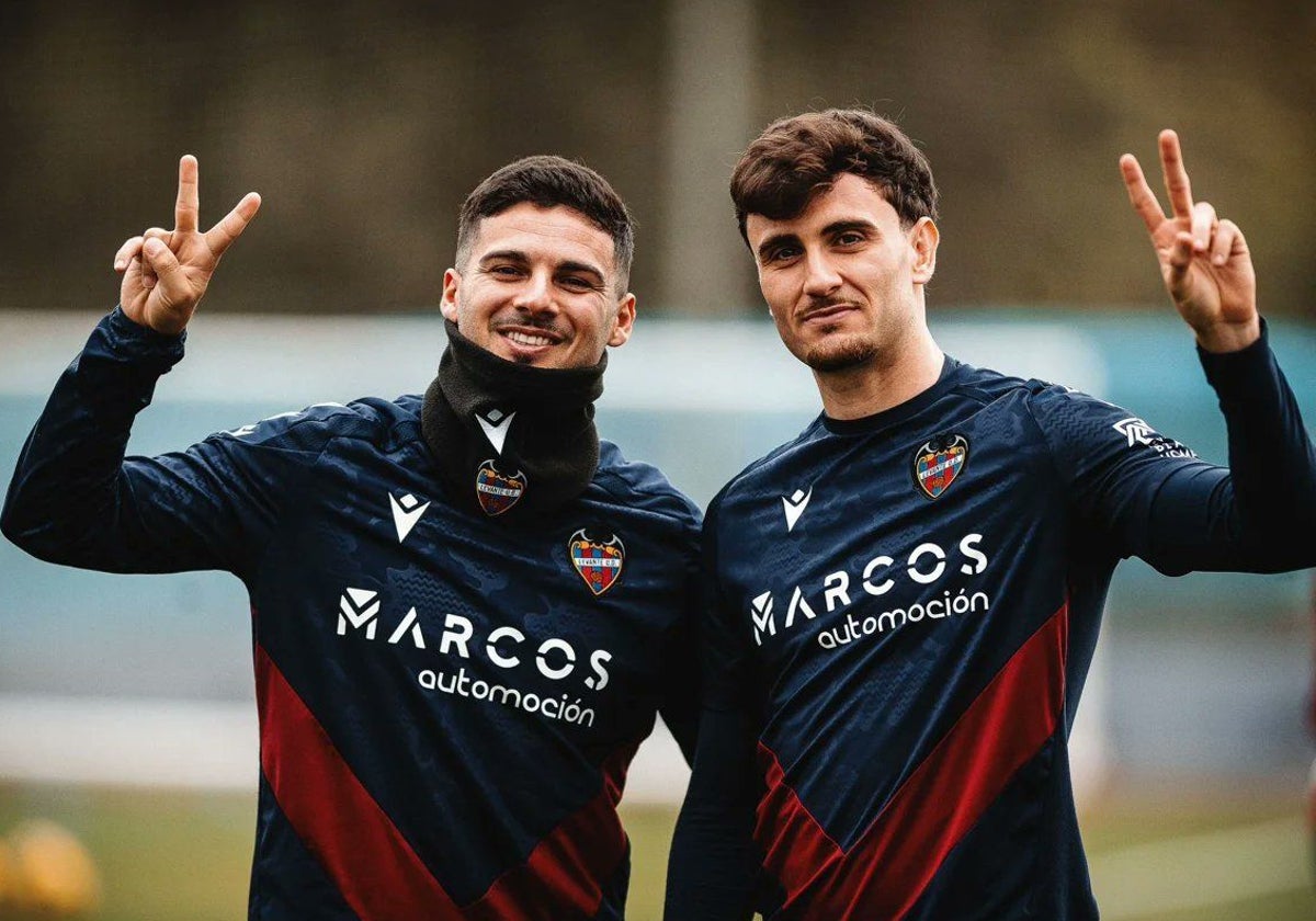 Sergio Lozano y Álex Forés durante un entrenamiento.
