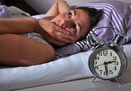 Un neurólogo alerta de que dormir mal aumenta el riesgo de ansiedad, depresión y alzheimer