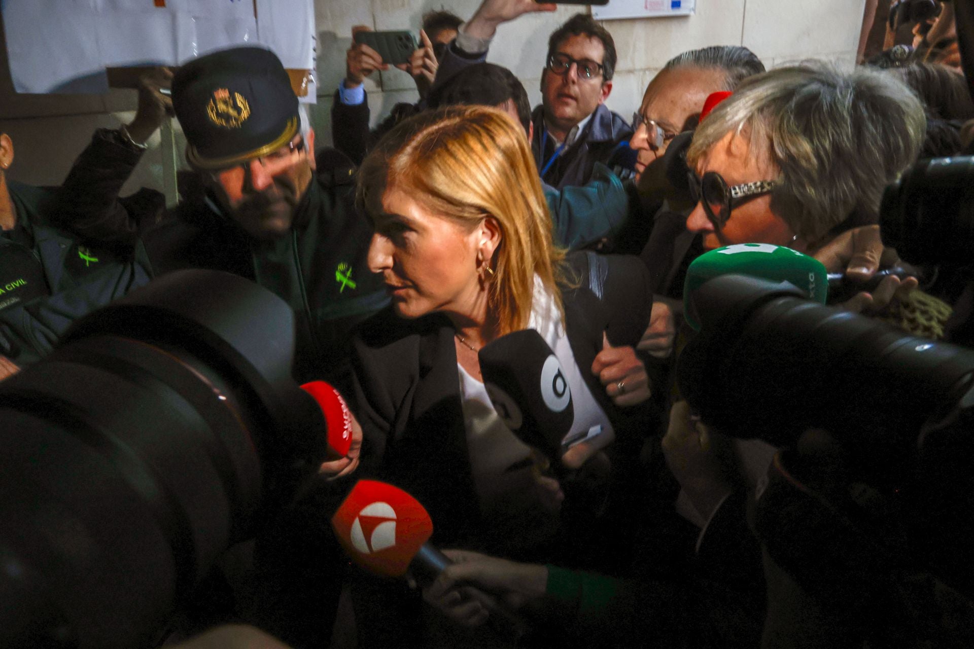 FOTOS | Llegada de Salomé Pradas a la Ciudad de la Justicia