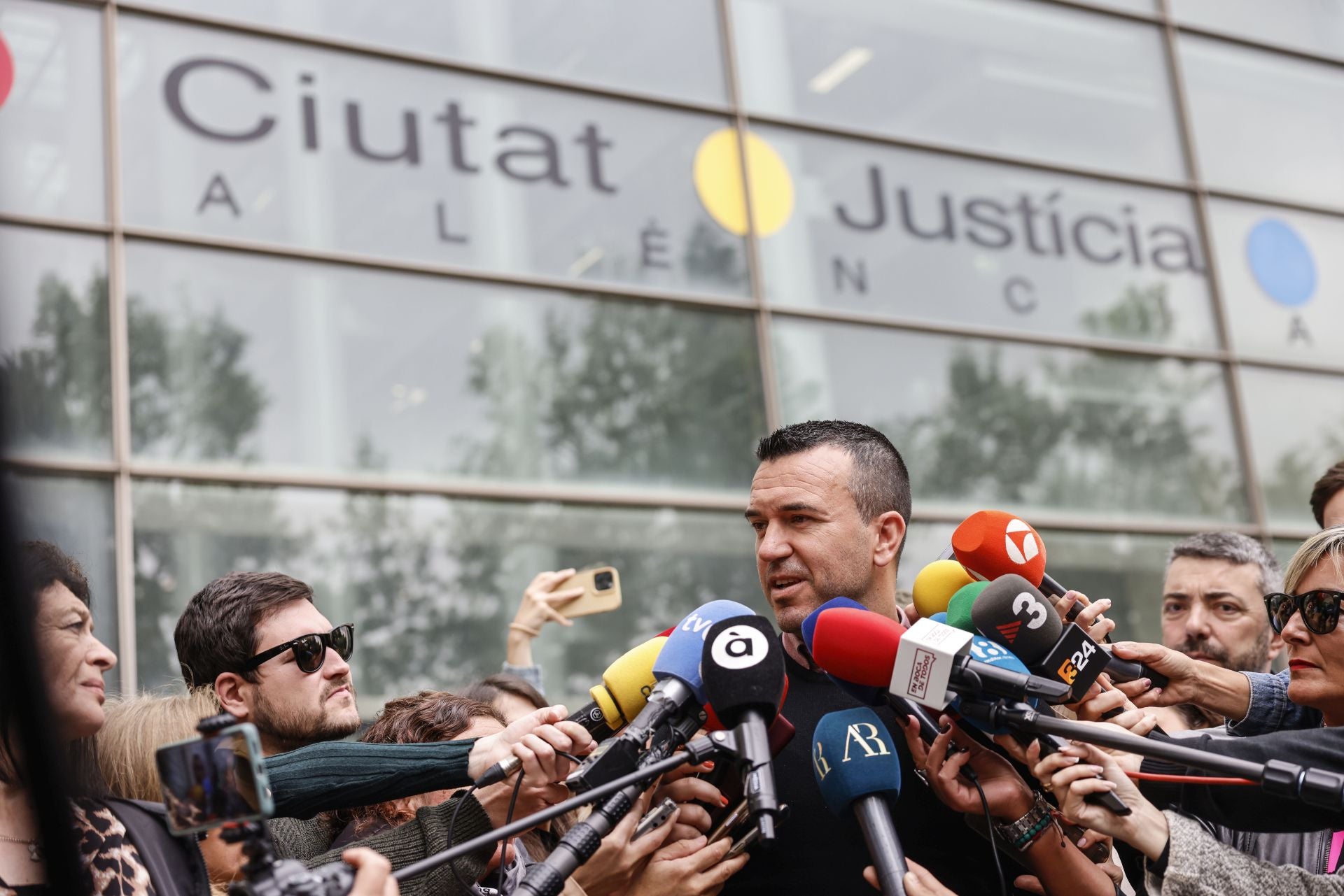 Vicente Mompó acude al juzgado a testificar por la dana