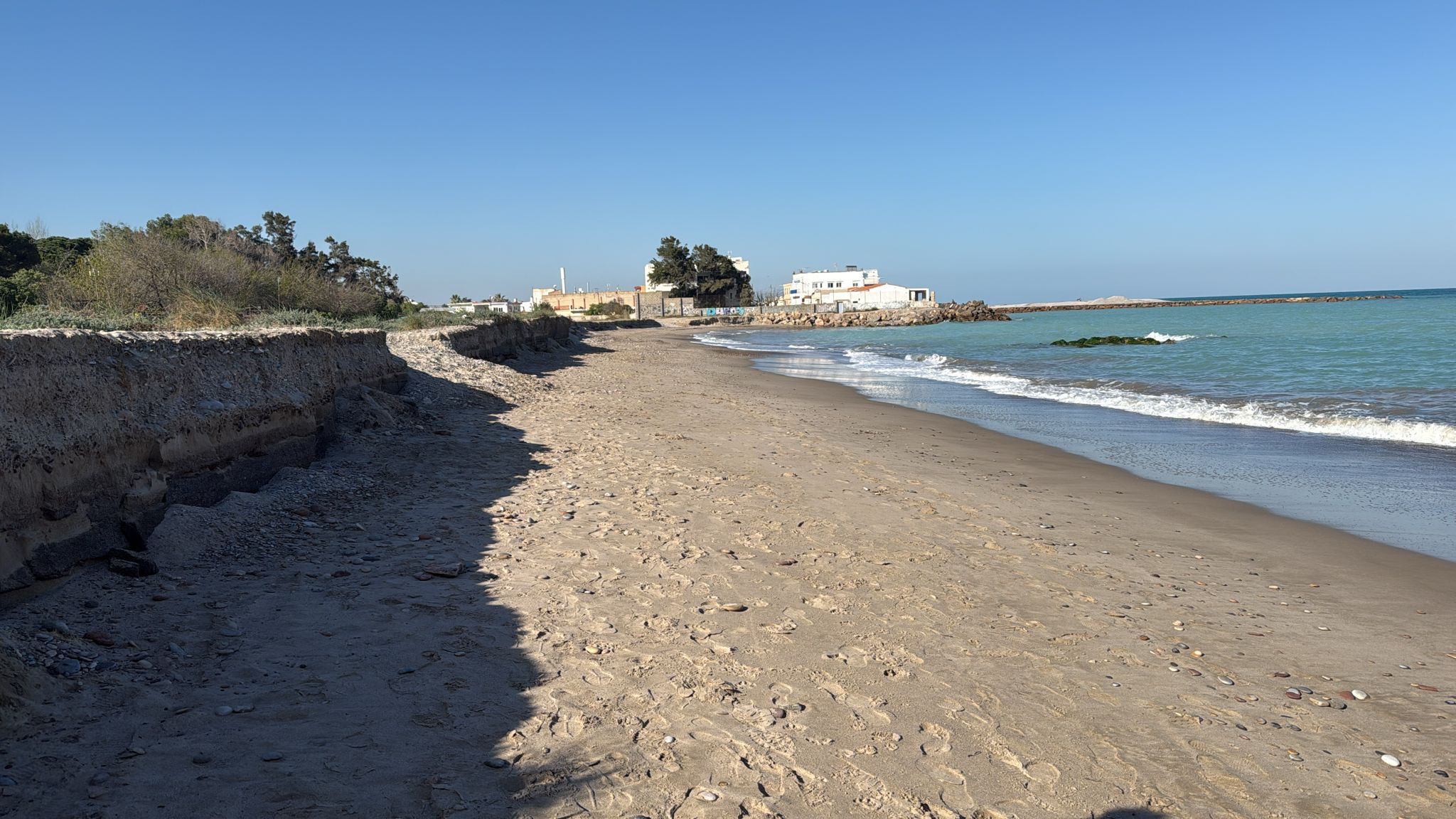 Estado de la playa de Corinto, en Sagunto.
