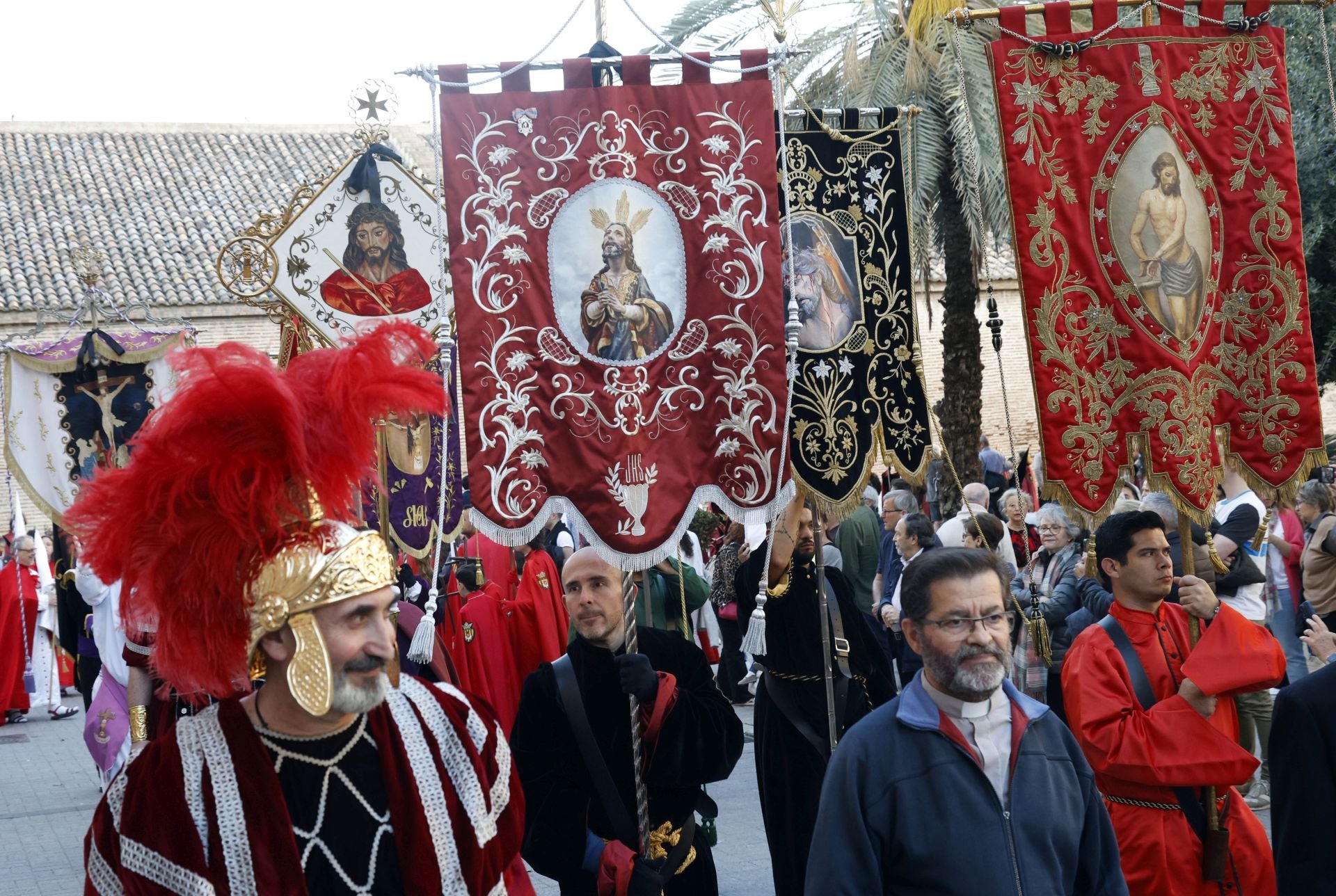 FOTOS | Procesiones del Jueves Santo en la Semana Santa Marinera de Valencia