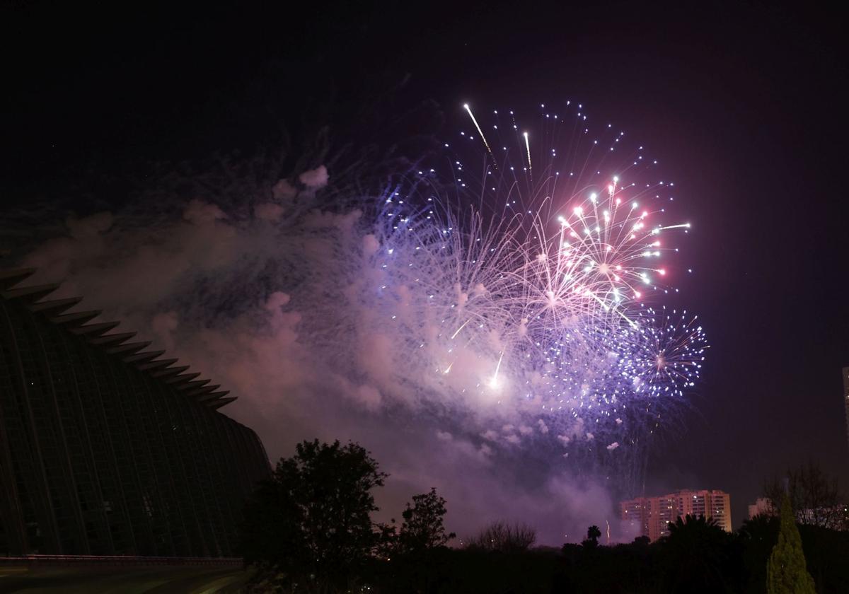 Fuegos artificiales en Valencia.