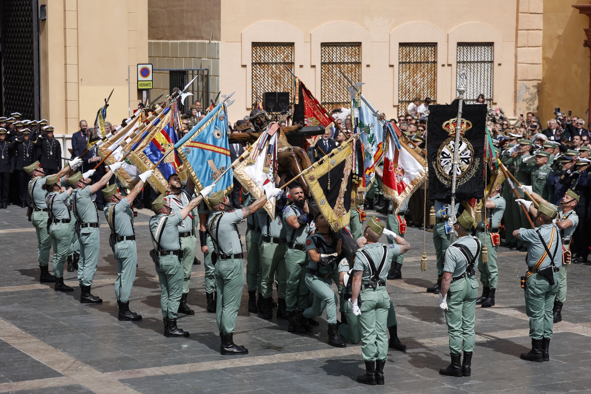 Las mejores fotos de la Legión en la Semana Santa de Málaga 2025
