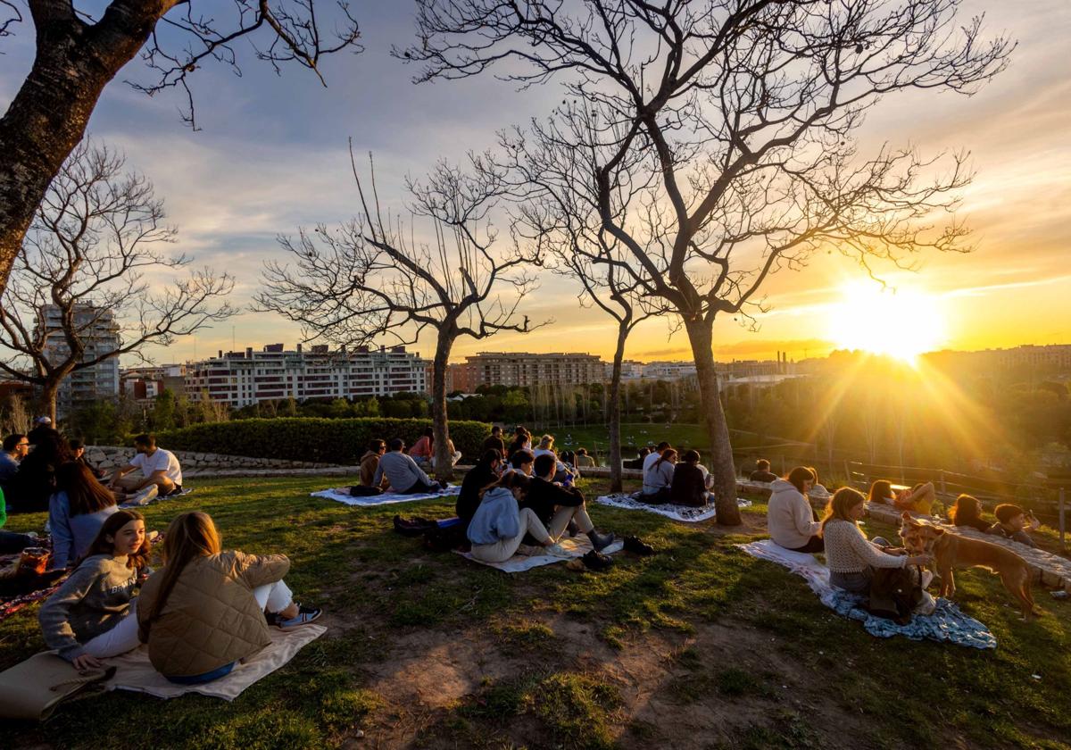 FOTOS | Así es el sitio de moda para ver el atardecer (sunset) en Valencia