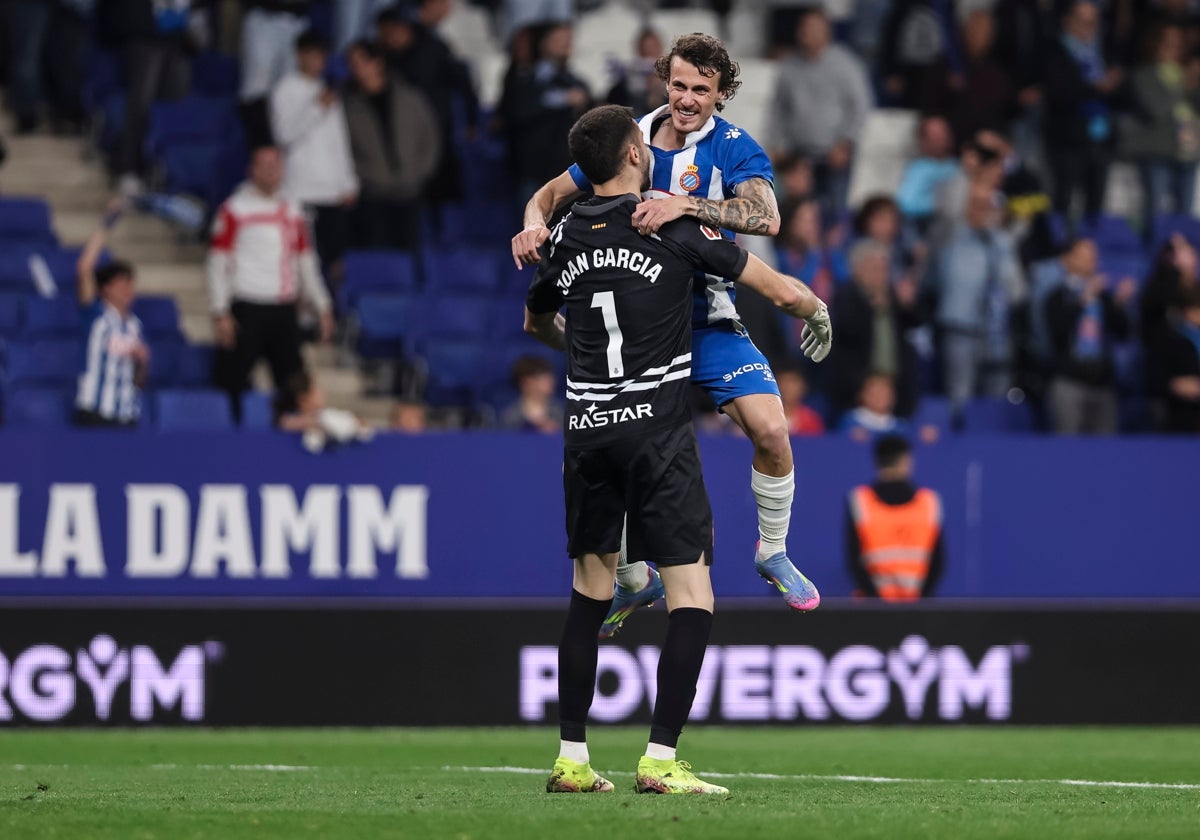 Jugadores del Espanyol durante un partido.