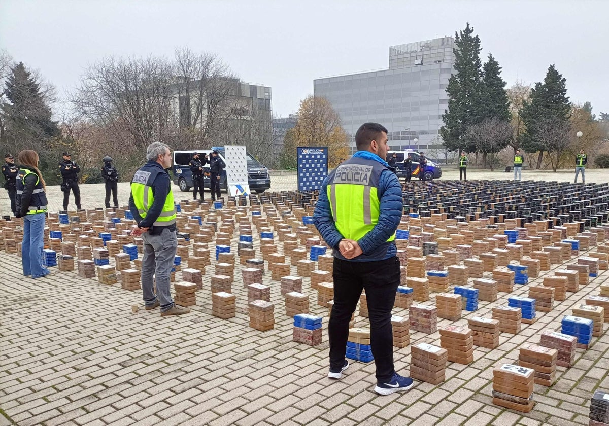 Una banda enviaba droga con repartos de paquetería en Valencia y Catarroja