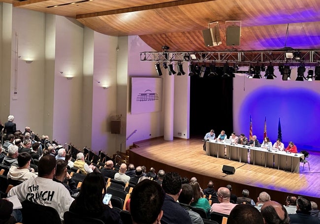 Celebración de la asamblea de presidentes del mes de abril.