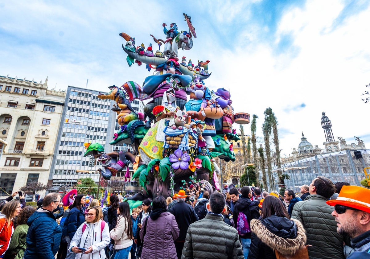 El PSPV delega su voto de jurado de fallas municipales al gremio de artistas