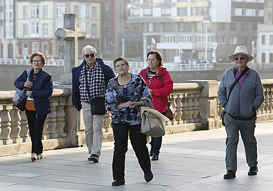 Viajes del Imserso 2025: Las personas que pueden viajar por 50 euros a cualquier destino