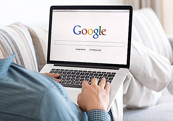 Una criminóloga desvela las cinco búsquedas que nunca deberías hacer en Internet