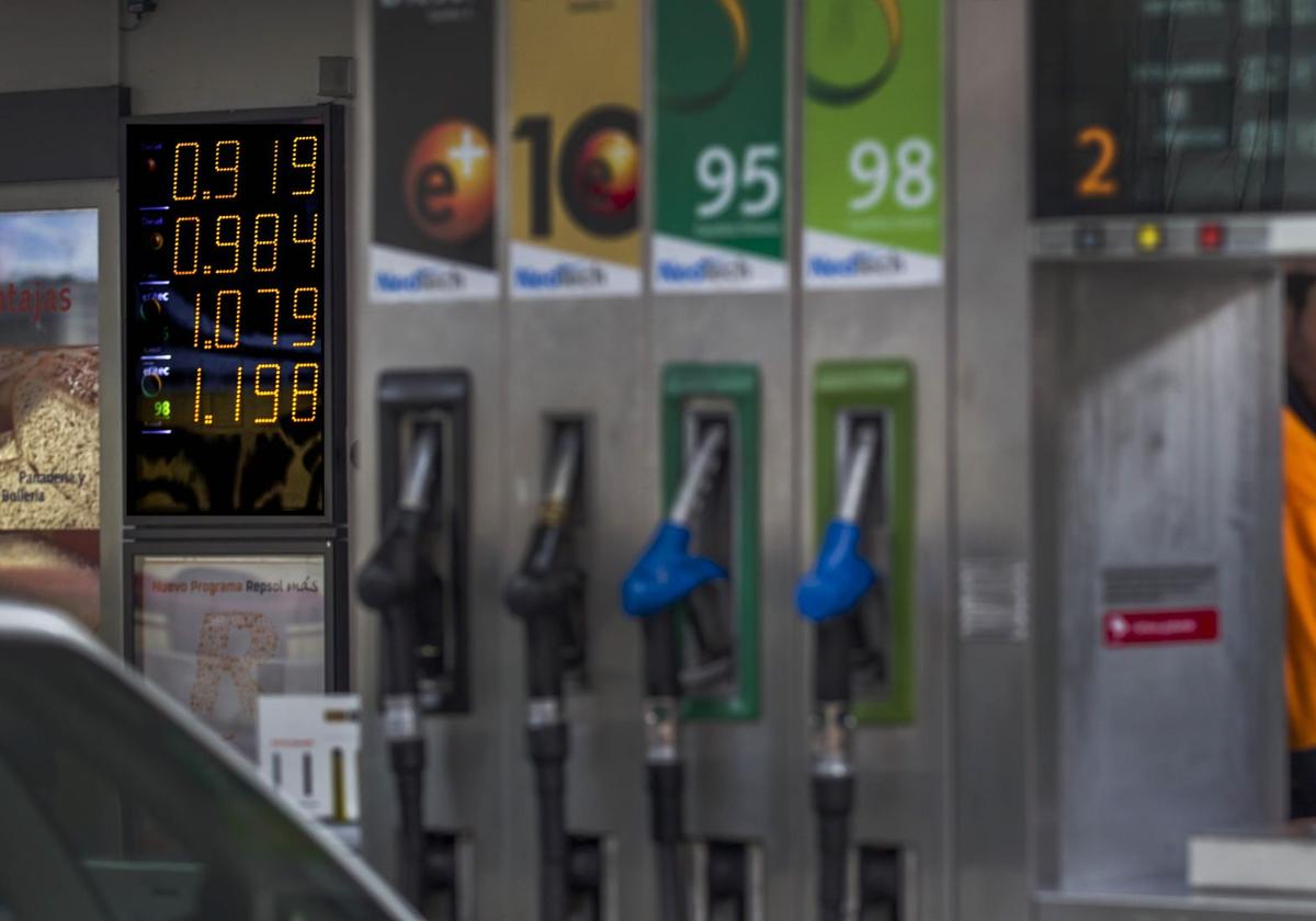 Surtidor de gasolina, en una imagen de archivo.