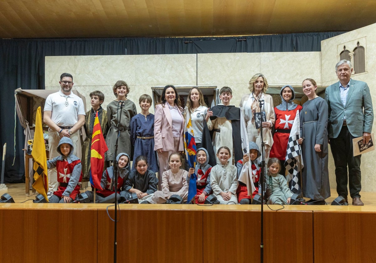 El altar del Carme revalida el primer premio de milagros vicentinos