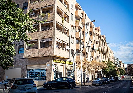 Un edificio en el barrio de Marxalenes.