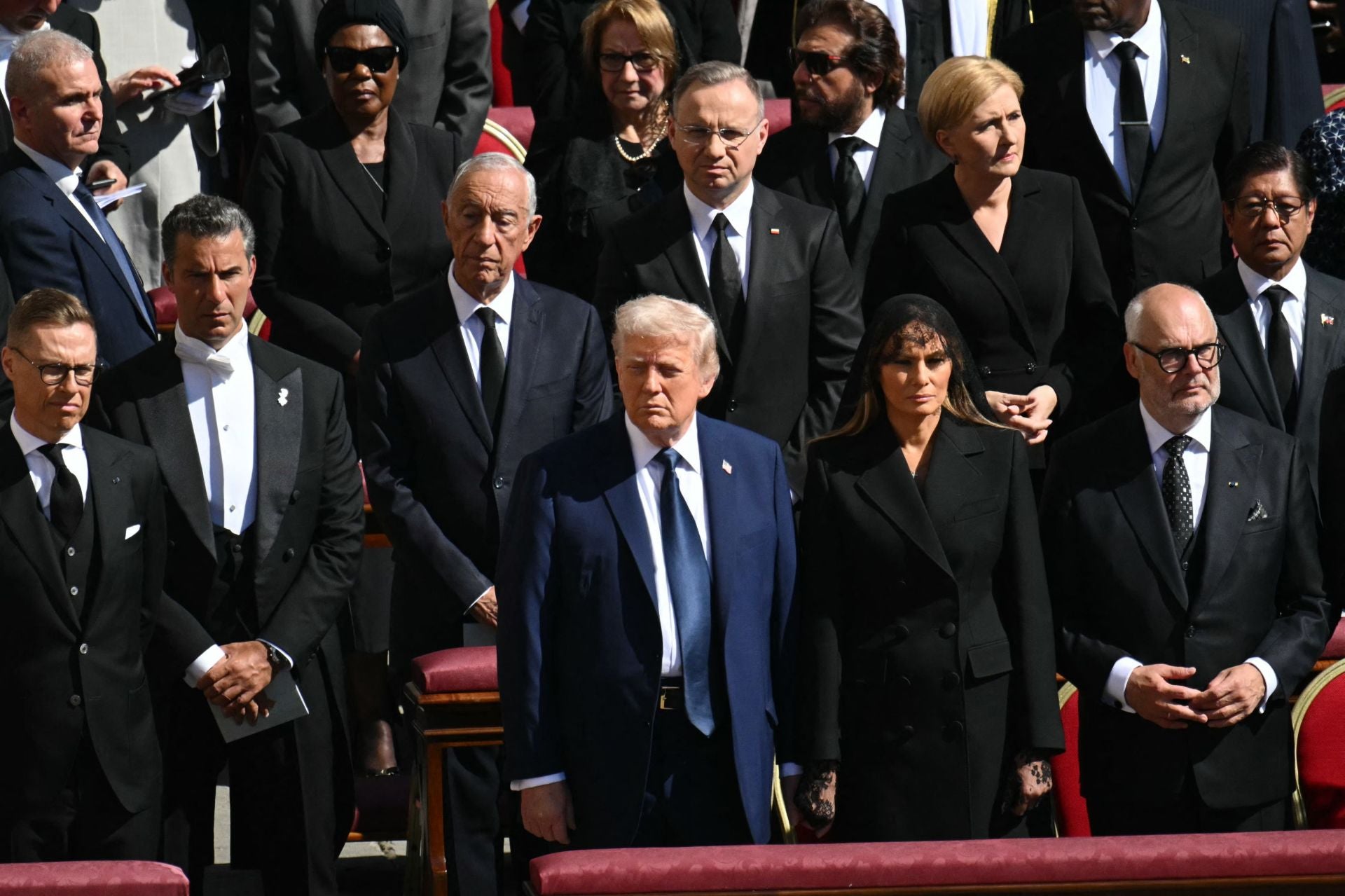 FOTOS | Las imágenes de Donald y Melania Trump en el funeral del papa Francisco