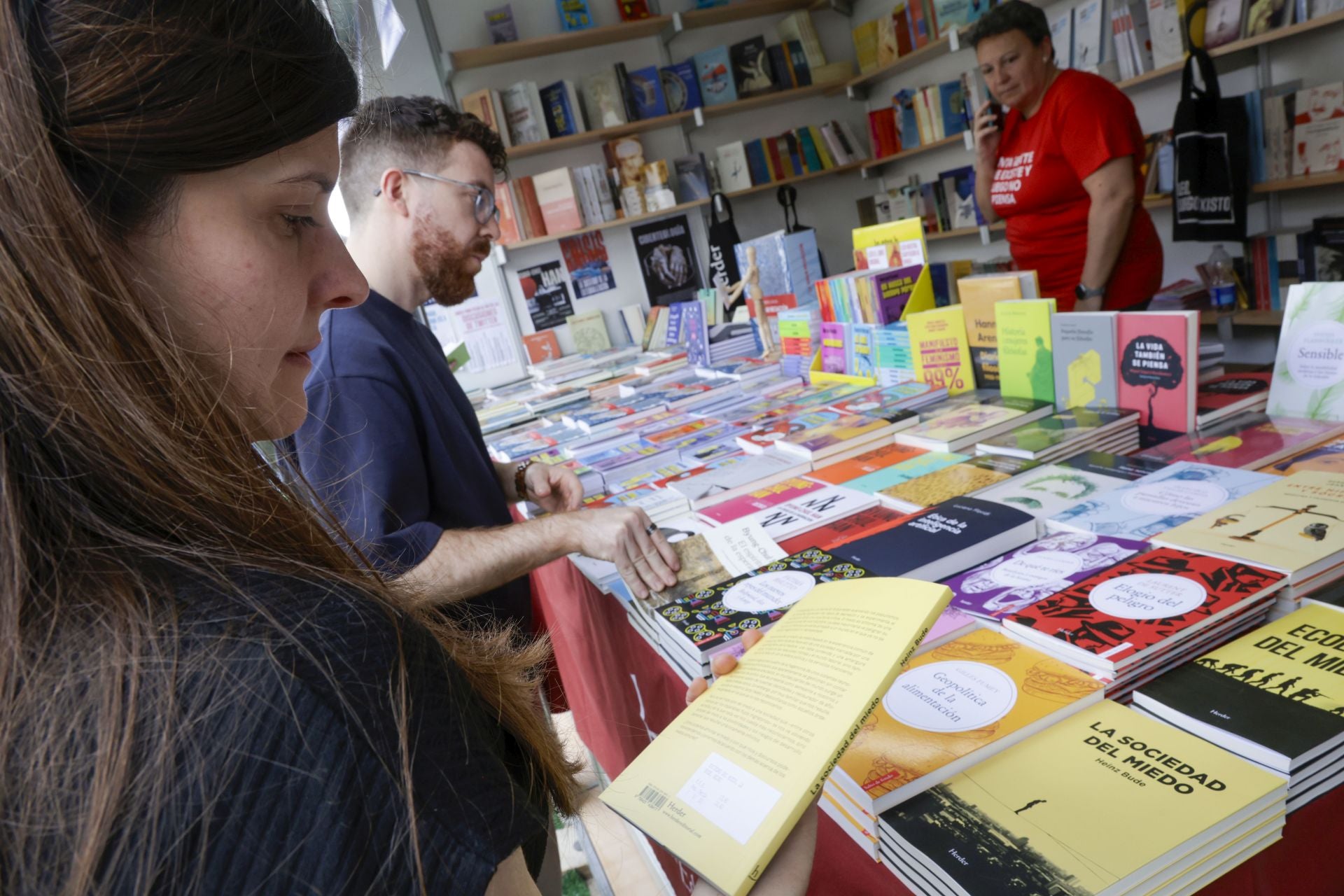 Éxito en la primera gran mañana de la Fira del Llibre