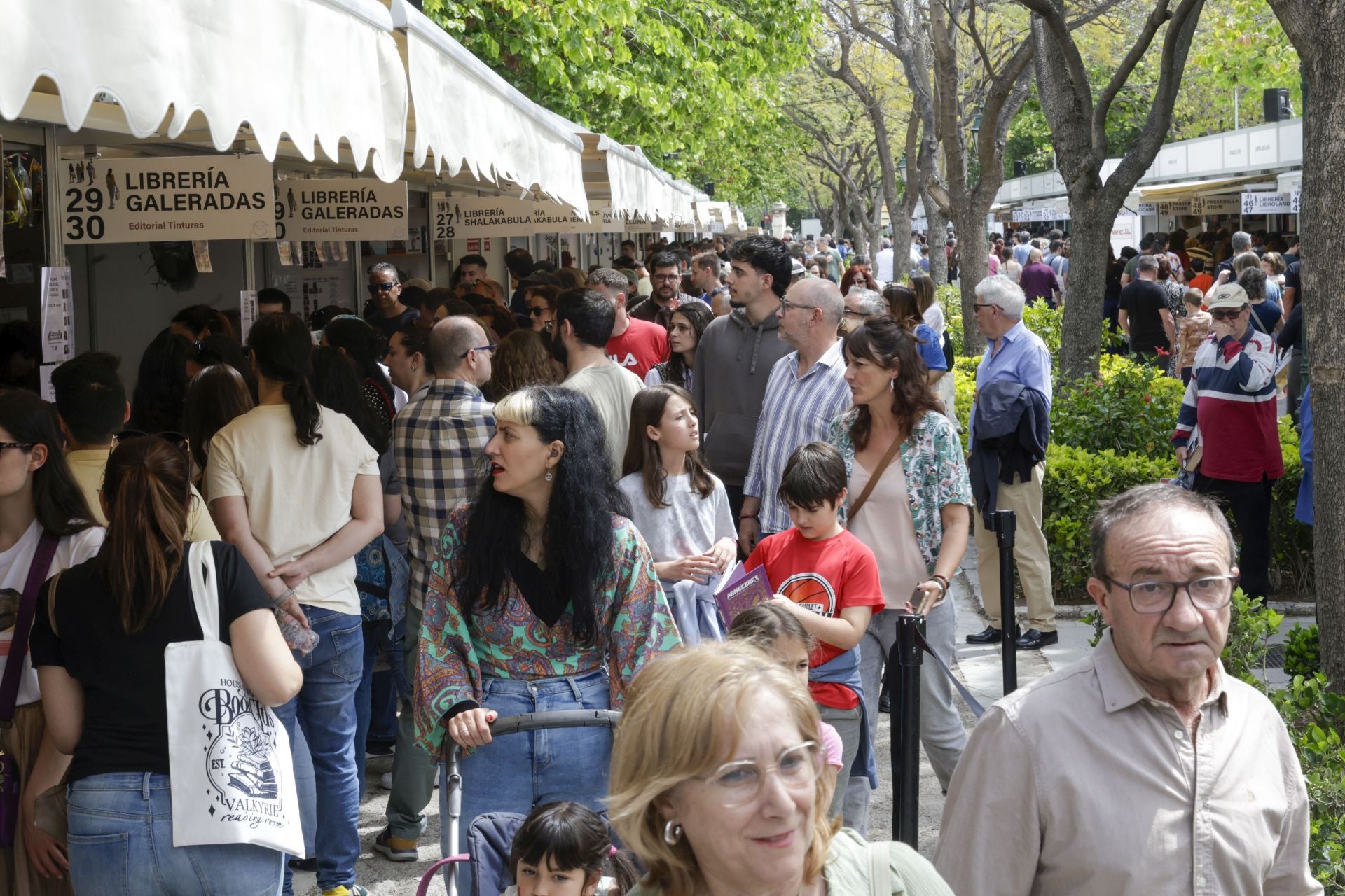 Éxito en la primera gran mañana de la Fira del Llibre