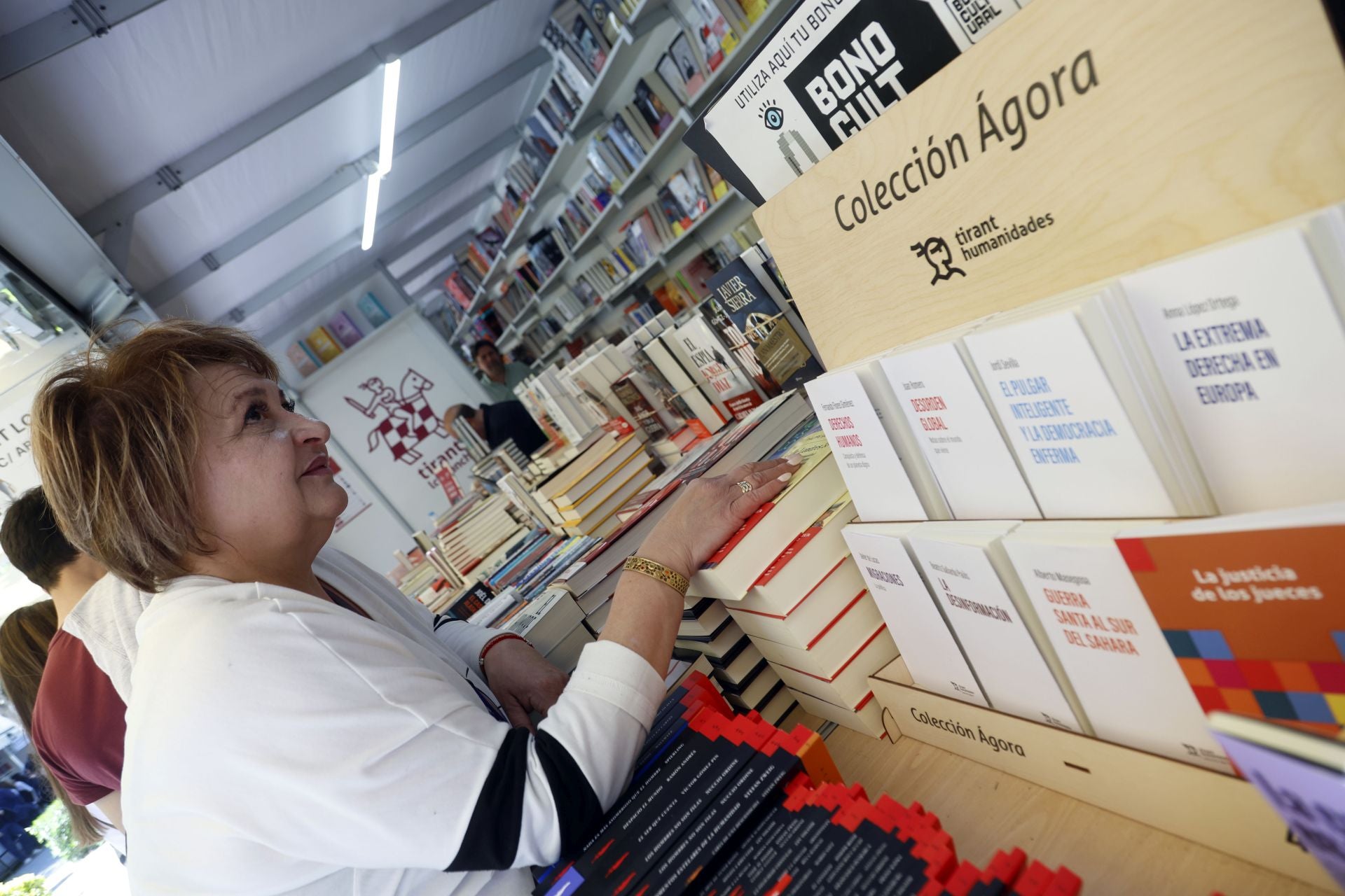 La Fira del Llibre de Valencia, repleta este domingo