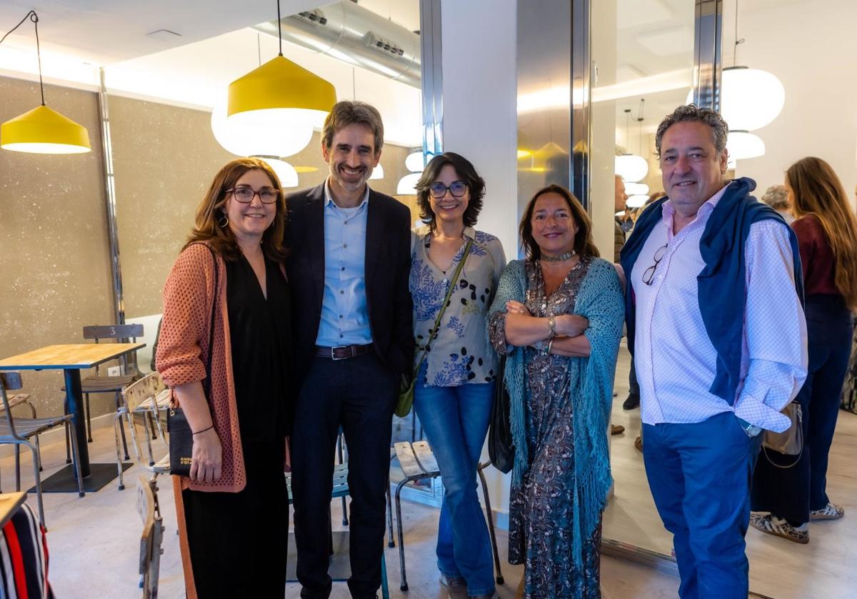 Anabel Navas, Jose Luis Moreno y su mujer, María García de la Riva y Javi Ferrer.