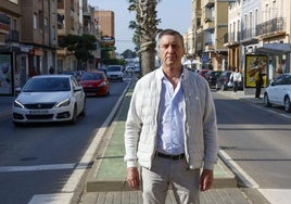 El alcalde Salvador Masaroca, en una calle de Beniparrell.