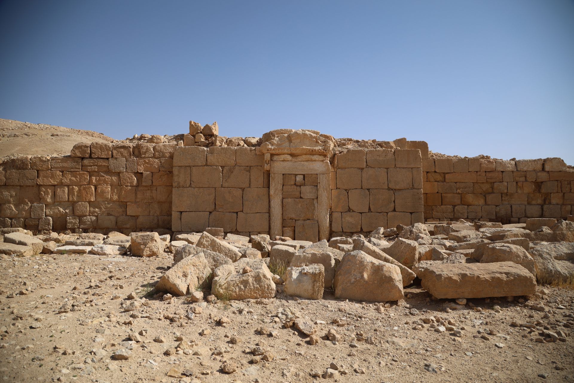 Las ruinas de la histórica ciudad siria de Palmira que han sobrevivido a la guerra