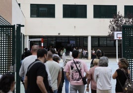 Retorno al colegio Rosa Serrano de Paiporta, una de las localidades con ratio extraordinaria.