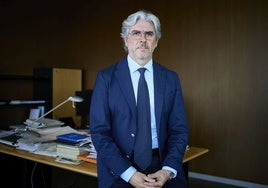 Felipe Carrasco, secretario autonómico de Industria, en su despacho.
