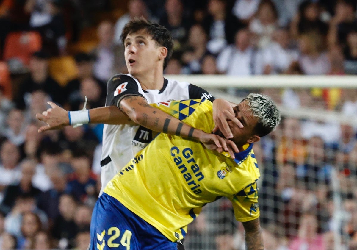 Ro Abajas, en el encuentro de ida en Mestalla.